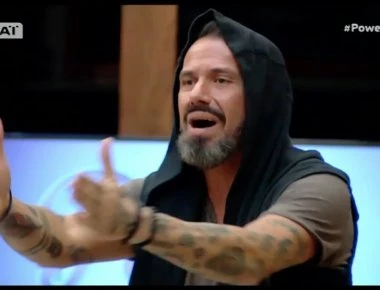 Power of Love: Πυρ και μανία με Σωκράτη ο Νίκος! «Με προσέβαλε για να κάνει προβολή δική του» (βίντεο)